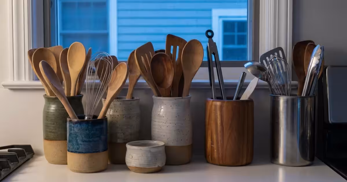 Best Utensil Holders to Keep Your Countertops Organized - guide